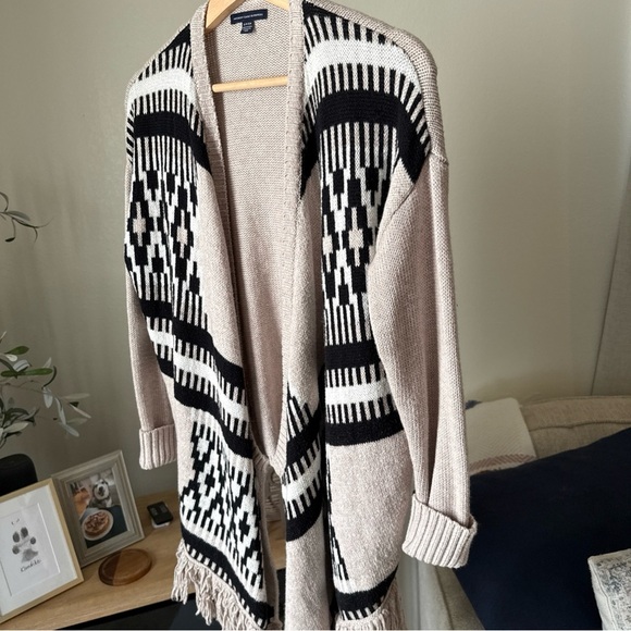 American Eagle Oufitters Womens Size S Sweater Waterfall Open Front Aztec Fringe - Picture 3 of 7